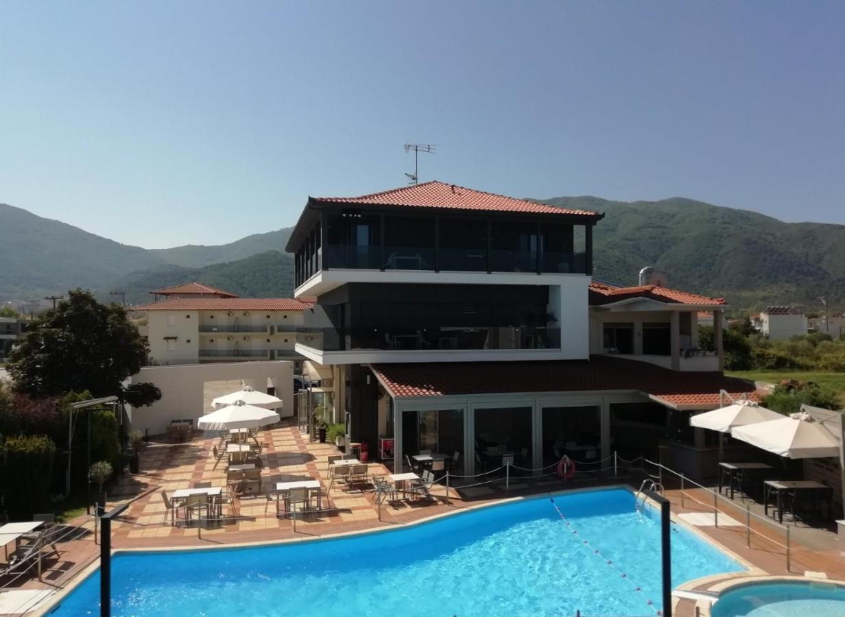 Alexander Inn Ставрос Екстер'єр фото