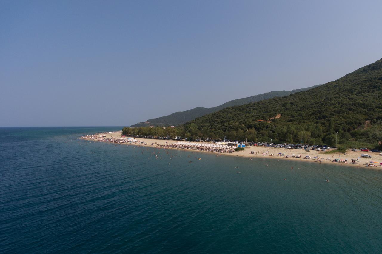 Alexander Inn Ставрос Екстер'єр фото